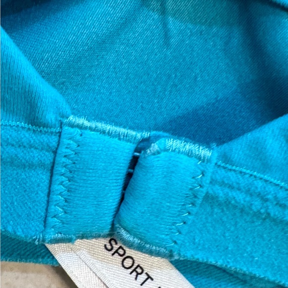 VICTORIA SECRETS padded T-Back SPORTS BRA women’s size xs 32B - Picture 6 of 7